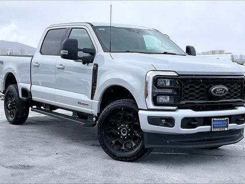 Used 2026 Ford F250 Lariat w/ Tremor Off-Road Package AWD/4WD image 21