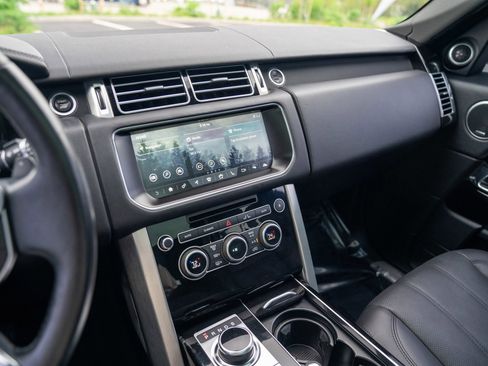 Used 2017 Land Rover Range Rover HSE AWD/4WD image 15