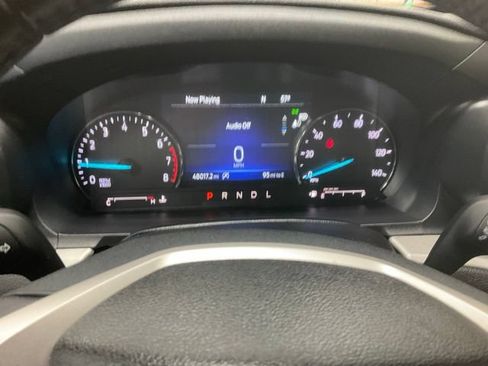 Used 2023 Ford Explorer XLT AWD/4WD image 10