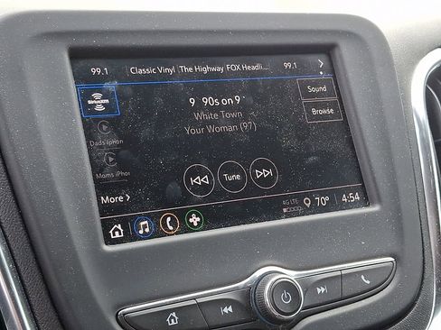 Used 2022 Chevrolet Equinox LT AWD/4WD image 16