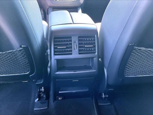 Used 2015 Mercedes-Benz ML 350 4MATIC image 37