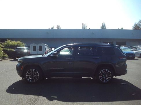 Used 2022 Jeep Grand Cherokee L Overland AWD/4WD image 2