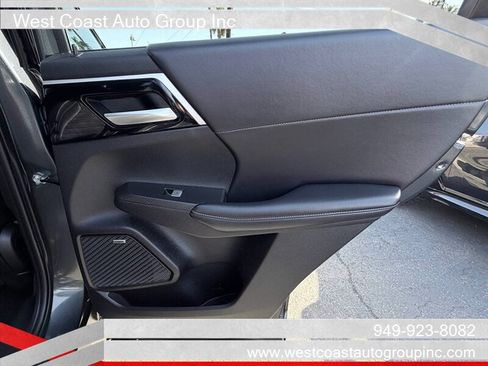 Used 2025 Mitsubishi Outlander SE AWD/4WD image 13