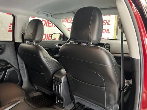 Used 2021 Jeep Compass Limited w/ Elite Interior Group AWD/4WD image 11
