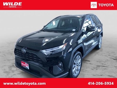 Certified 2022 Toyota RAV4 XLE Premium image 1