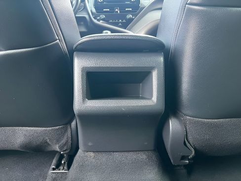 Used 2023 Toyota Camry SE image 13