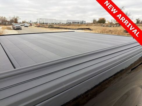 Used 2016 Ford F150 Platinum w/ Equipment Group 701A Luxury image 9