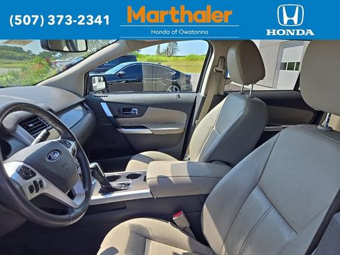 Used 2013 Ford Edge SEL FWD image 9