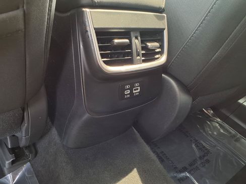 Used 2025 Subaru Outback Premium AWD/4WD image 14
