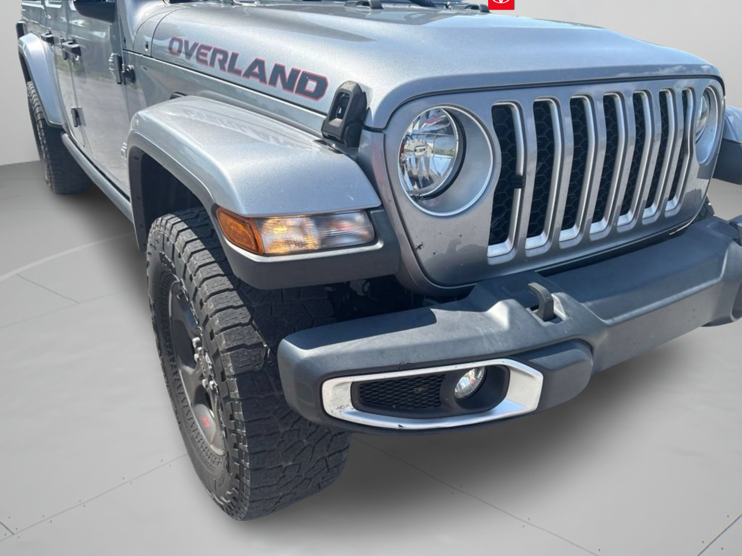 Used 2020 Jeep Gladiator Overland AWD/4WD image 25