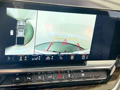 Used 2024 GMC Sierra 1500 Elevation w/ Elevation Premium Package image 14