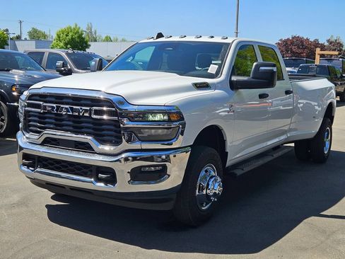 New 2026 RAM 3500 Tradesman AWD/4WD image 3