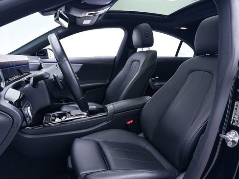 Used 2023 Mercedes-Benz CLA 250 w/ Premium Package image 19