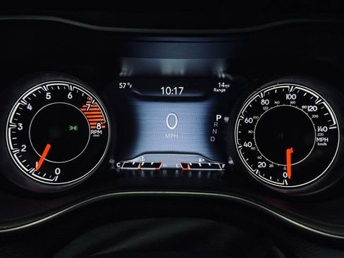 Used 2022 Jeep Cherokee Limited image 30