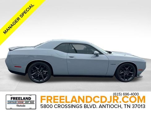 Used 2022 Dodge Challenger R/T w/ Blacktop Package RWD image 2