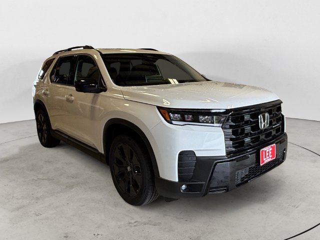 New 2026 Honda Pilot Black Edition image 7