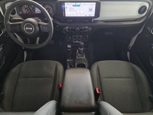 Used 2025 Jeep Wrangler Unlimited Sport AWD/4WD image 23