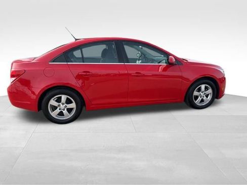 Used 2014 Chevrolet Cruze LT w/ Technology Package image 28