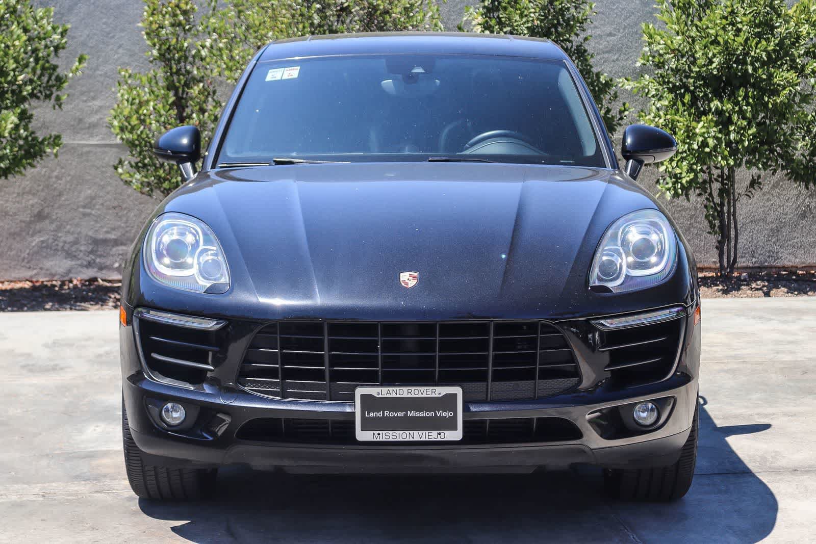 Used 2018 Porsche Macan AWD/4WD image 2