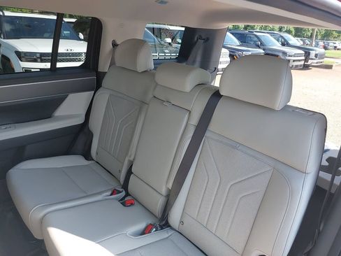 New 2027 Hyundai Santa Fe SEL AWD/4WD image 13
