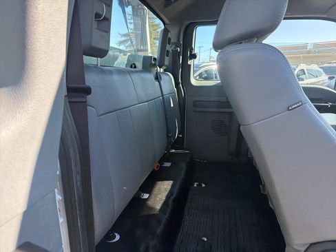 Used 2011 Ford F250 XL w/ PWR Equipment Group image 17