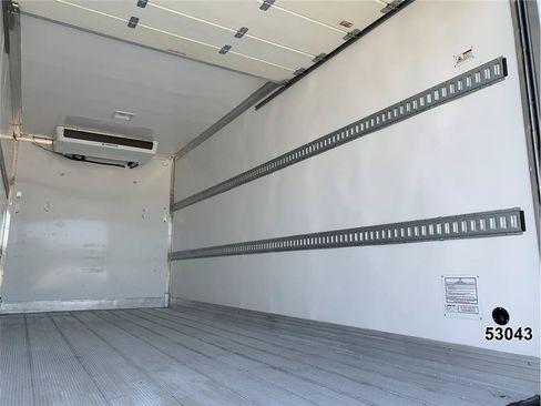 Used 2023 Ford F650 2WD Regular Cab Super Duty image 11