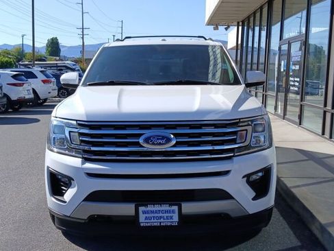 Used 2019 Ford Expedition XLT w/ Equipment Group 201A image 3