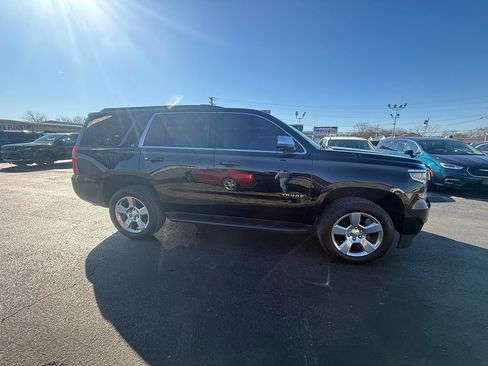 Used 2019 Chevrolet Tahoe LT image 2