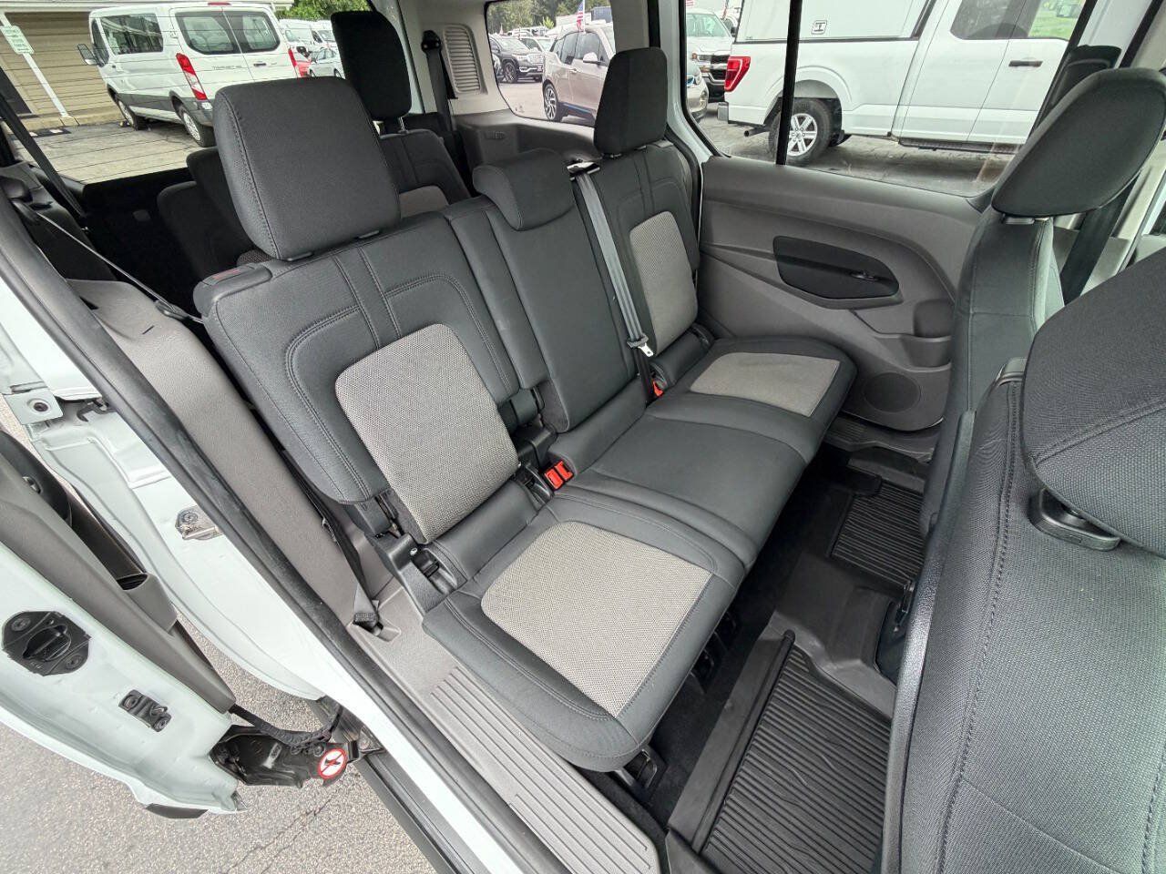 Used 2020 Ford Transit Connect XL FWD image 12