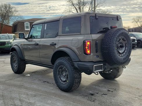 New 2025 Ford Bronco Badlands image 6