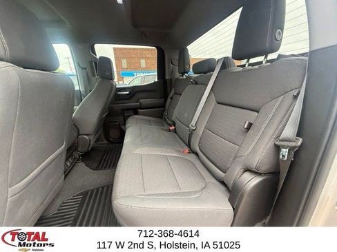 Used 2021 Chevrolet Silverado 1500 LT w/ Z71 Off-Road Package AWD/4WD image 11