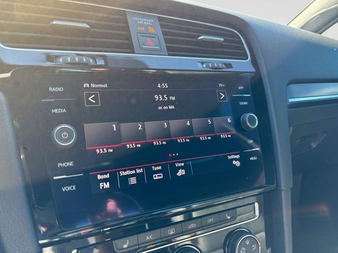 Used 2018 Volkswagen GTI SE w/ SE Leather Package FWD image 24