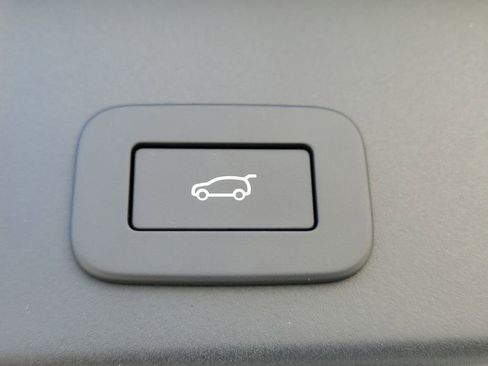 New 2026 Land Rover Range Rover Evoque S AWD/4WD image 12