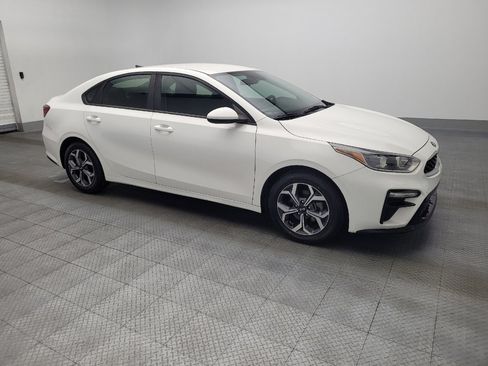 Used 2019 Kia Forte LXS image 11