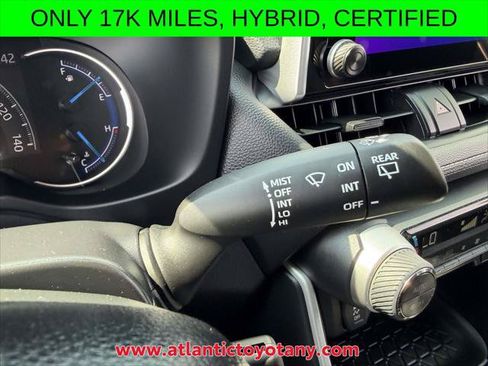 Certified 2023 Toyota RAV4 LE AWD/4WD image 31