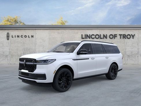 New 2026 Lincoln Navigator L Reserve w/ Jet Appearance Package image 1