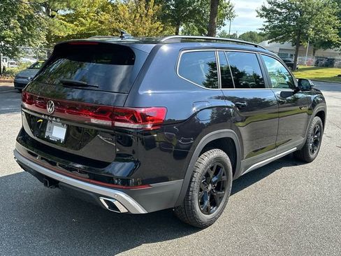 New 2026 Volkswagen Atlas Peak Edition AWD/4WD image 8