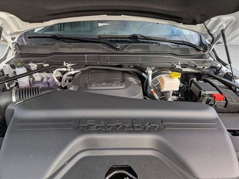 New 2026 RAM 2500 Tradesman AWD/4WD image 17