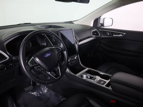 Used 2024 Ford Edge SEL image 26