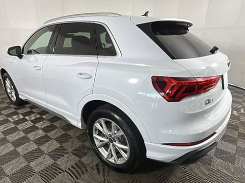 Used 2024 Audi Q3 2.0T Premium AWD/4WD image 5