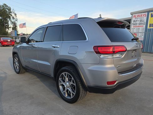 Used 2020 Jeep Grand Cherokee Limited image 12