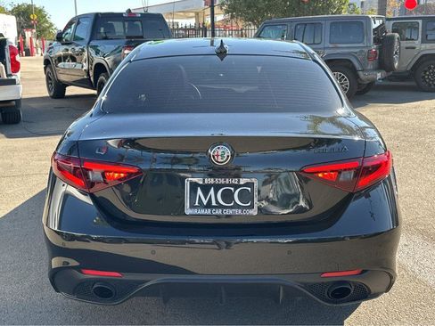 Used 2023 Alfa Romeo Giulia Estrema image 12