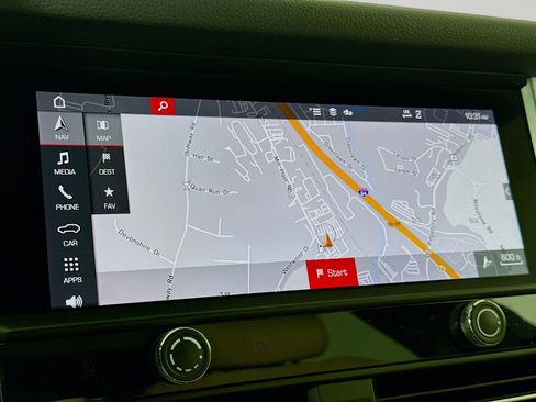 Certified 2023 Porsche Macan S AWD/4WD image 18