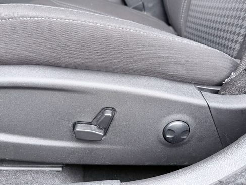 Used 2023 Dodge Charger SXT image 20