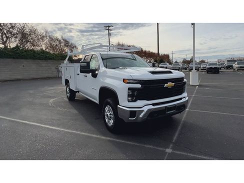 New 2026 Chevrolet Silverado 2500 W/T w/ WT Convenience Package image 3