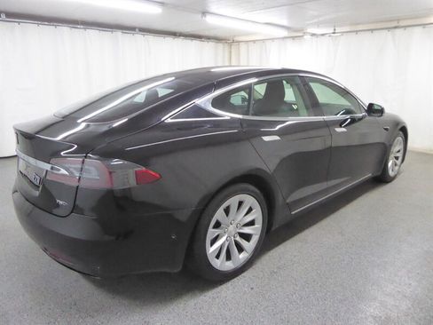 Used 2018 Tesla Model S 75D AWD/4WD image 7