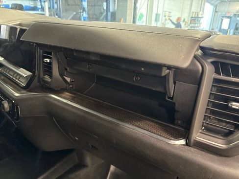 Used 2024 Chevrolet Silverado 3500 LT w/ Convenience Package AWD/4WD image 40