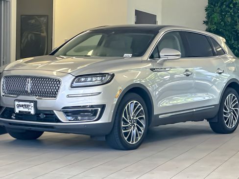 Certified 2019 Lincoln Nautilus Reserve AWD/4WD image 8