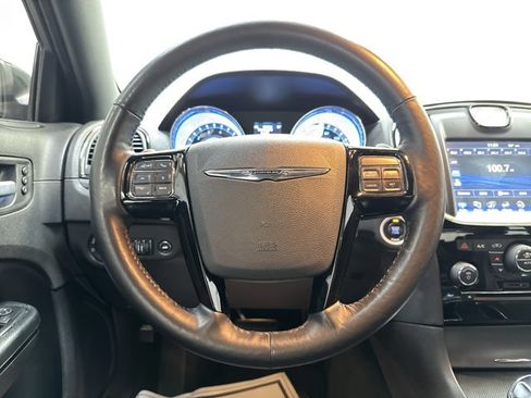Used 2014 Chrysler 300 S w/ Luxury Group image 16