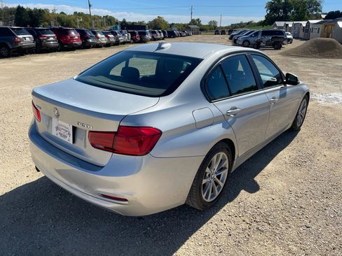 Used 2016 BMW 320i xDrive 320i xDrive Sedan 4D image 5